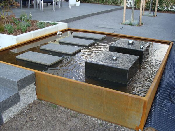 Wasser im Garten - Referenzbild