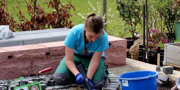 AUSZUBILDENDE IM GARTEN & LANDSCHAFTSBAU (M/W/D)
